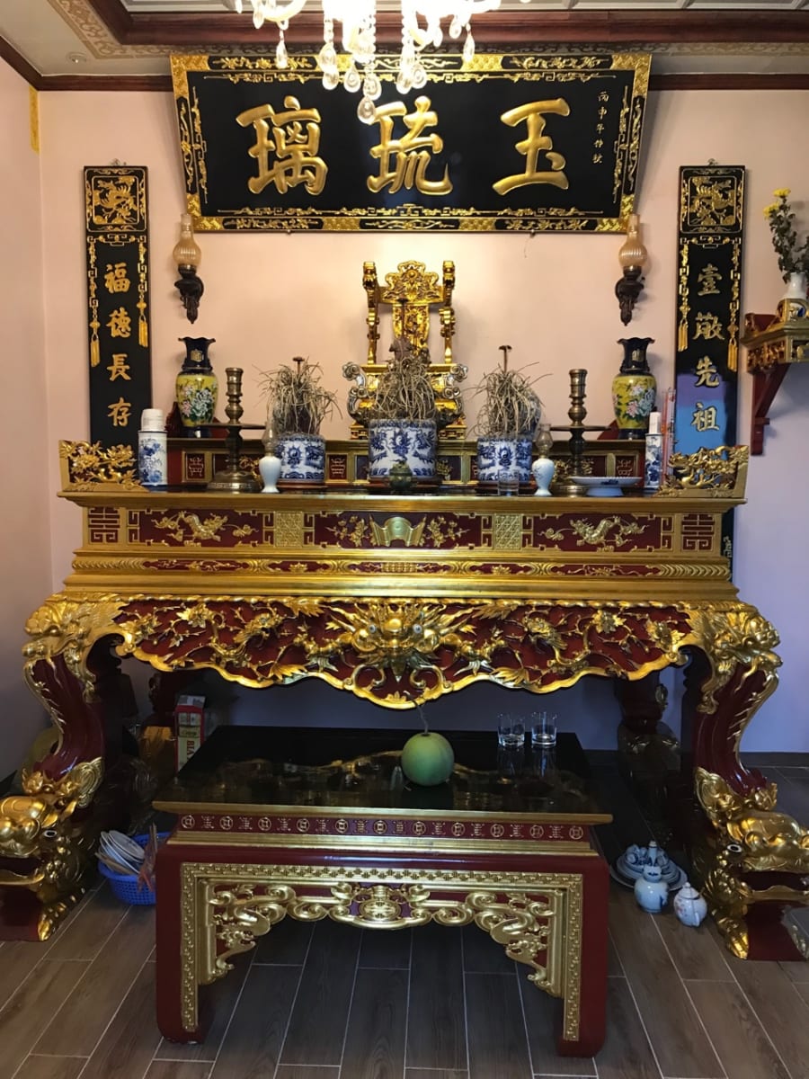 Nội Thất Nhà Thờ Truyền Thống
