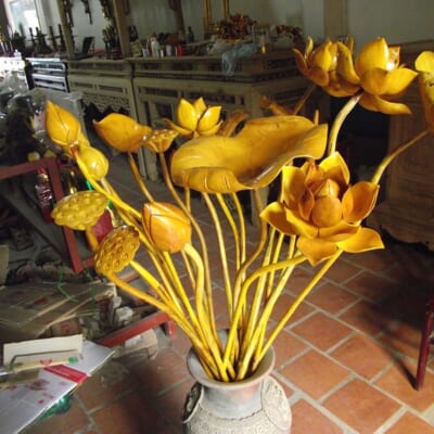 Hoa Sen Thờ