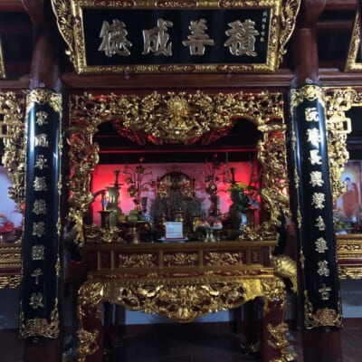 Nội Thất Nhà Thờ Truyền Thống